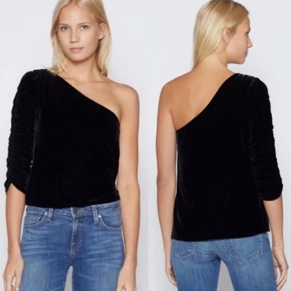 jOIE WAYMAN NWT ONE-SHOULDER VELVET TOP.   SIZE 8 - Picture 4 of 9